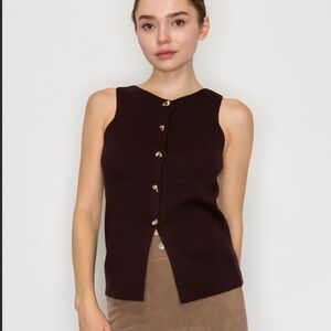 #290 knit button down knit top